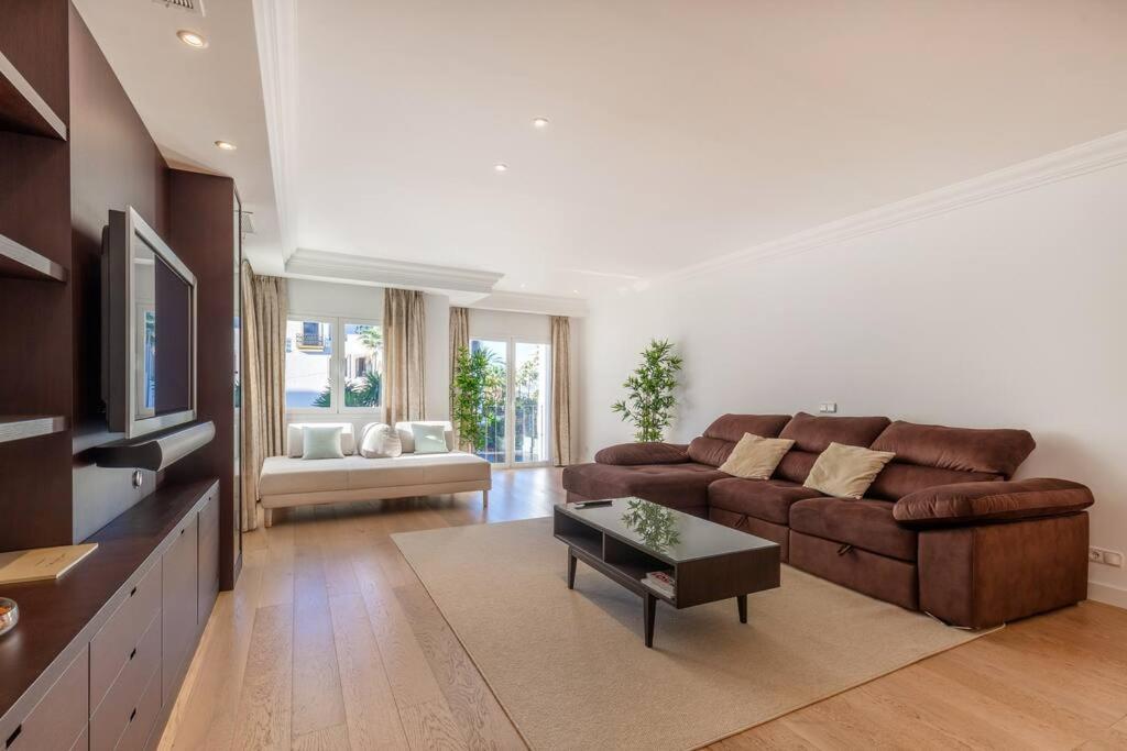 Bright Elegant 3Bdr Apartment In Puerto Banus Марбелья Экстерьер фото